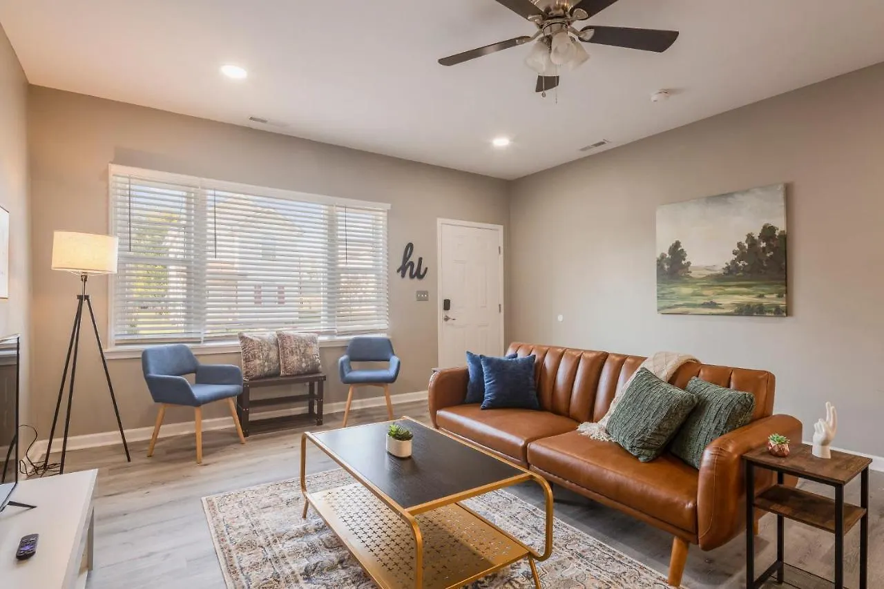 Holiday home Newly Renovated 4Br Cozysuites Louisville United States